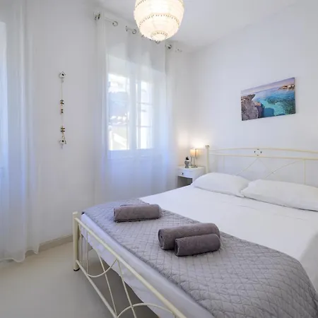 Cosy - Corfu Old Town Apartment, Porta Remounda Апартаменты *
