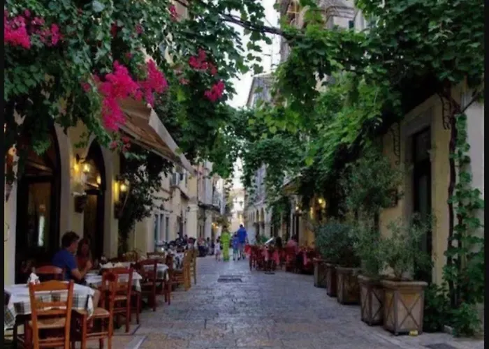 Cosy - Corfu Old Town Apartment, Porta Remounda Appartamento