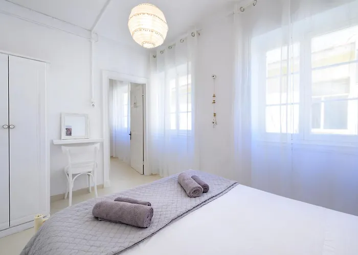 Cosy - Corfu Old Town Apartment, Porta Remounda